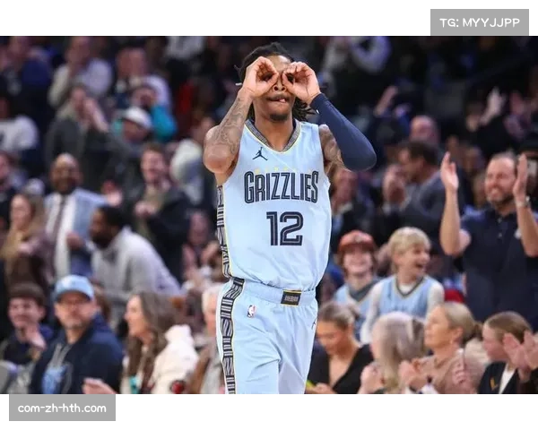 NBA常规赛：莫兰特关键时刻发威，灰熊险胜太阳一分